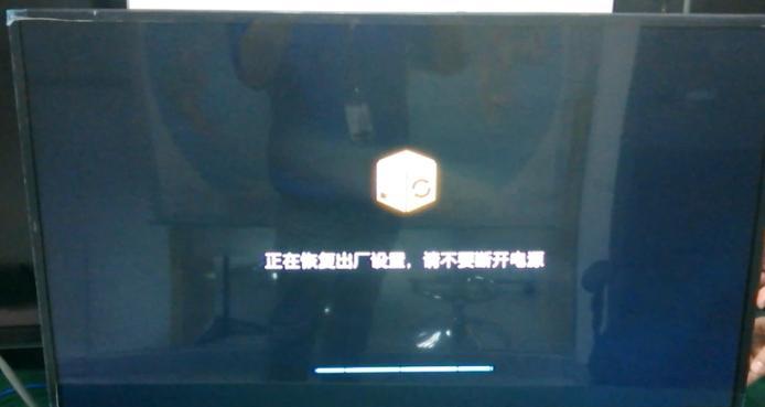 电视机黑屏原因及日常保养（解析电视机黑屏问题和保养小技巧）