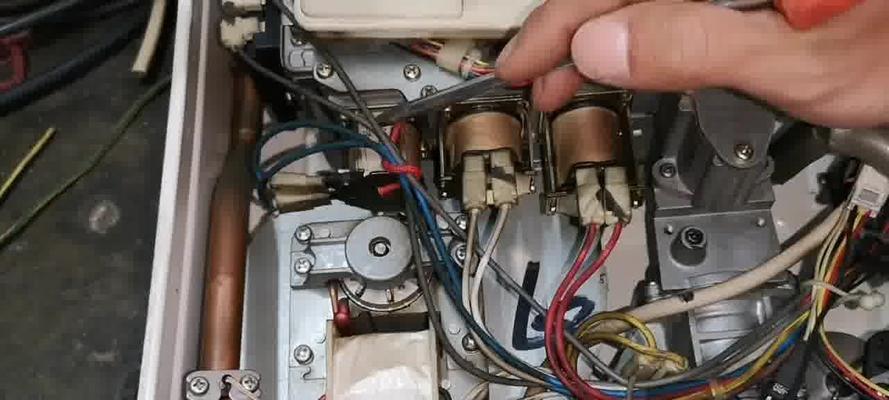 揭秘以林内热水器噪音源头，解决大噪音问题（以林内热水器噪音大的维修方法，为您提供清净舒适的家居生活）