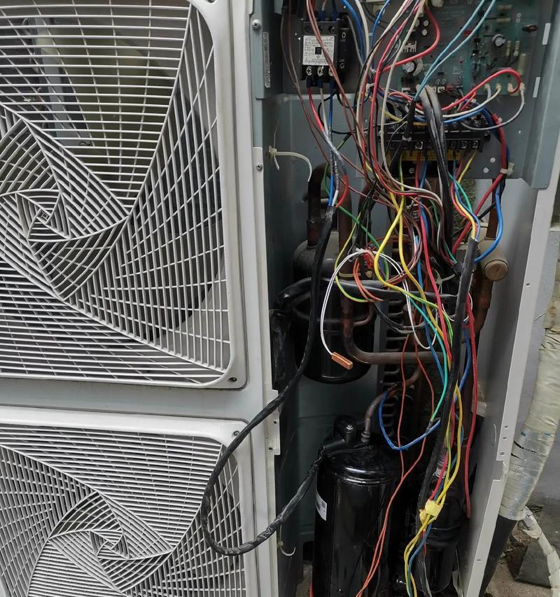 空调维修中的氟利昂补充问题（为什么以及何时需要给空调加氟利昂）